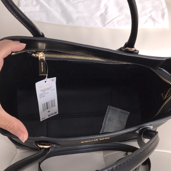 SOLD!!! MICHAEL Michael Kors Studio Mercer Gallery Black Tote NWT - Picture 6 of 13